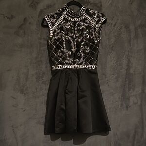 Black Embellished Sleeveless Dress